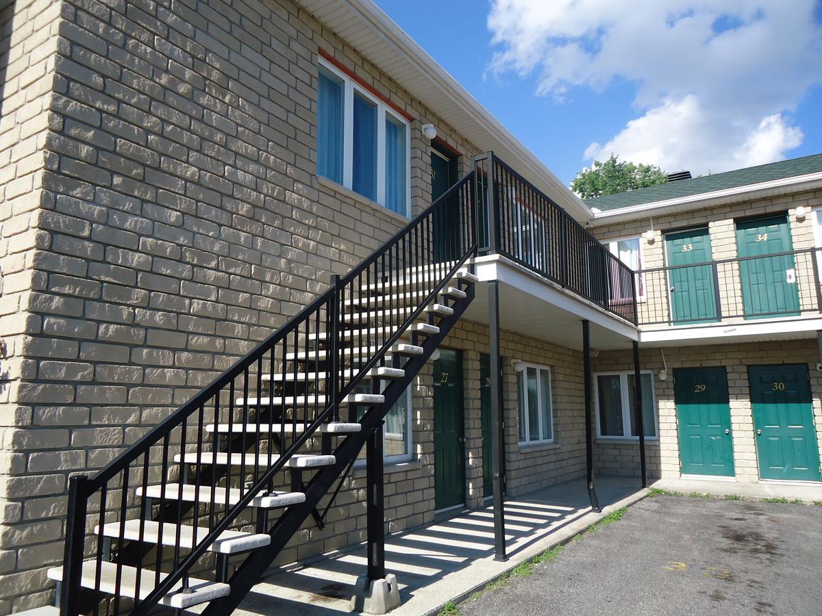 Motel Chateauguay Hull Luaran gambar